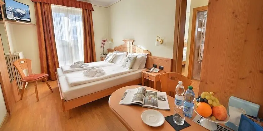 Comfort Dört Kişilik Oda, 2 Yatak Odası, 2 Banyolu, Dağ Manzaralı