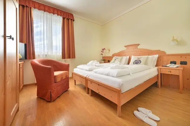 Standard Tek Büyük veya İki Ayrı Yataklı Oda