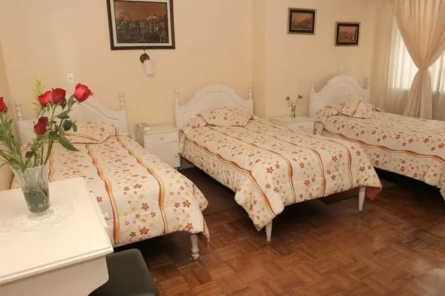 Superior Üç Kişilik Oda, 3 Tek Kişilik Yatak