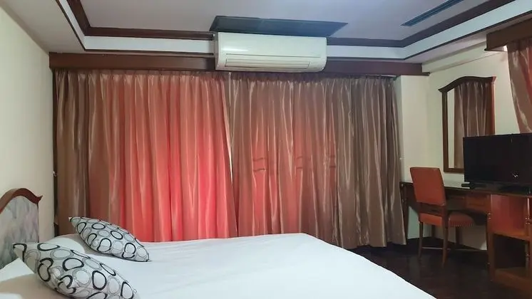 Deluxe Tek Büyük veya İki Ayrı Yataklı Oda, 1 Çift Kişilik veya 2 Tek Kişilik Yatak, Şehir Manzaralı