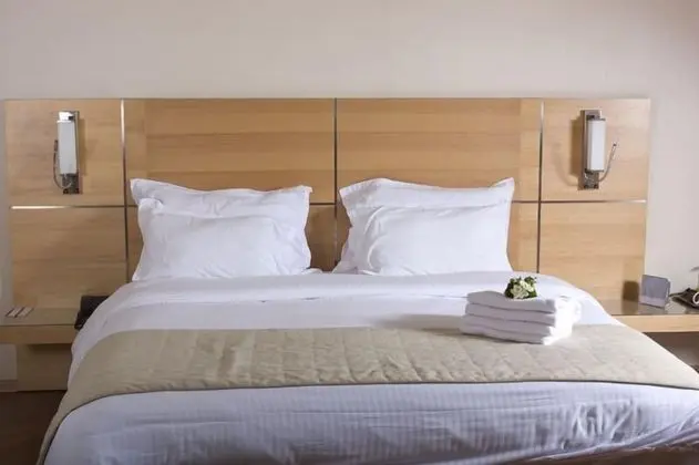 Luxury Tek Büyük Yataklı Oda