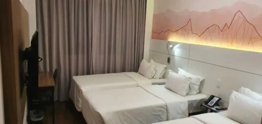 Standard Üç Kişilik Oda, 3 Tek Kişilik Yatak