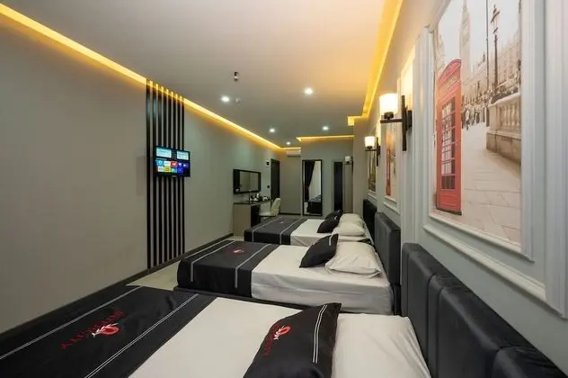Deluxe Quadruple Room