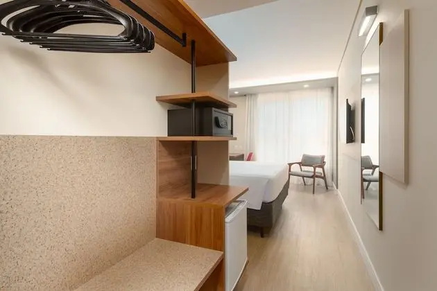 Premium Tek Büyük Yataklı Oda