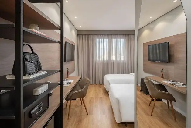 Deluxe İki Ayrı Yataklı Oda