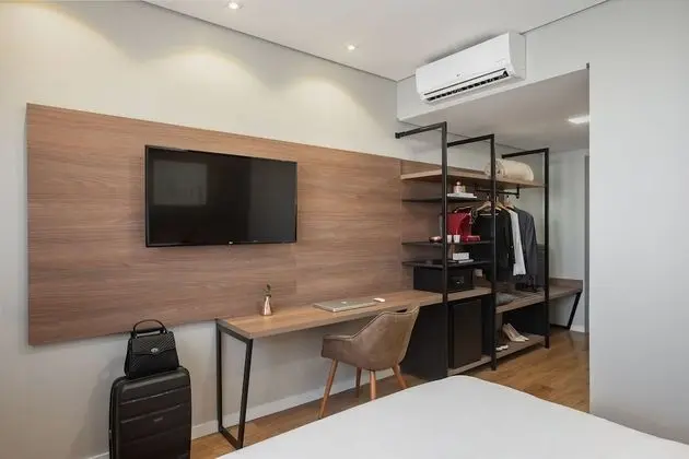 Premium Tek Büyük Yataklı Oda