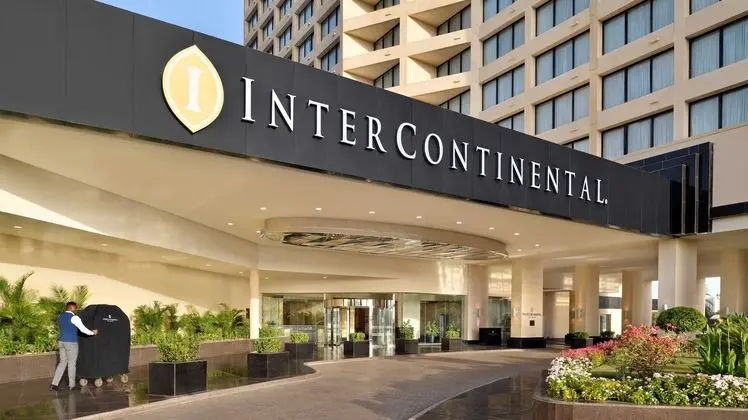 https://i.travelapi.com/lodging/1000000/10000/2500/2414/fd497a17.jpg