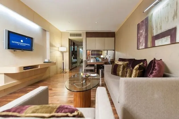 Club Oda, 1 En Büyük (King) Boy Yatak ve Çekyat (InterContinental)