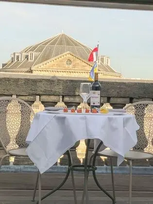 Premium Oda, 1 En Büyük (King) Boy Yatak, Balkon