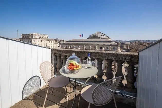 Premium Oda, 1 En Büyük (King) Boy Yatak, Balkon