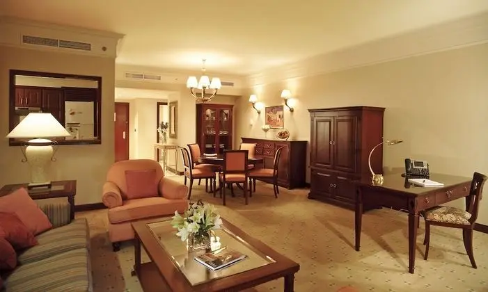 Oda, 3 Yatak Odası, Sigara İçilebilir, Havuz Manzaralı (Residence Dining Kitchen)