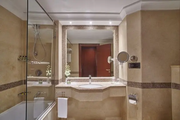 Oda, 3 Yatak Odası, Sigara İçilebilir, Havuz Manzaralı (Residence Dining Kitchen)