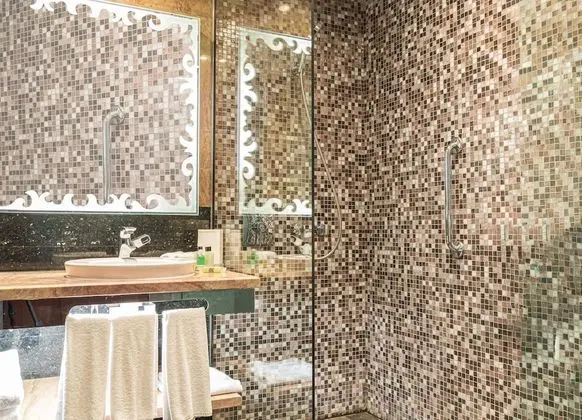 Premium Oda, 2 Tek Kişilik Yatak, Sigara İçilebilir (Club Lounge Access)