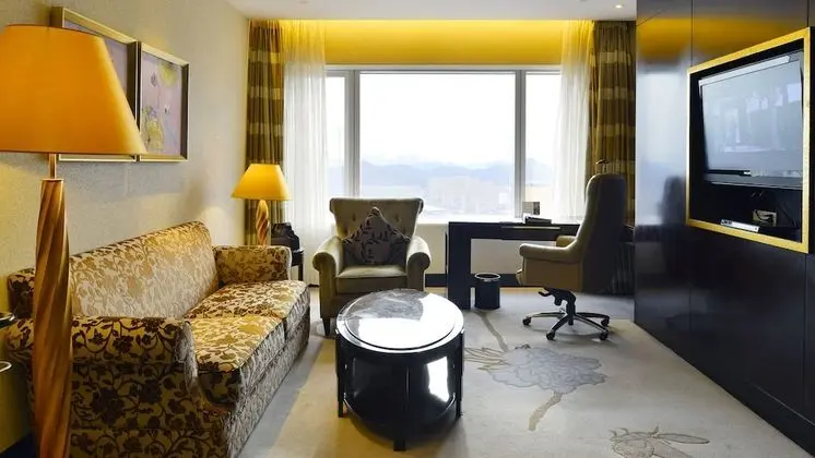 Club Süit, 1 Yatak Odası, Business Dinlenme Salonu Kullanımı (2 Double Beds)