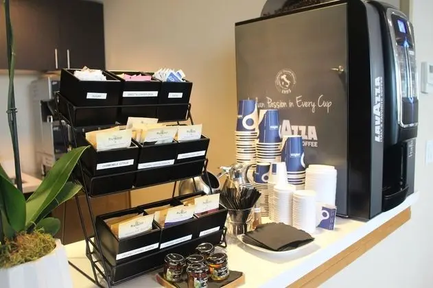 Premium Oda, 1 En Büyük (King) Boy Yatak ve Çekyat