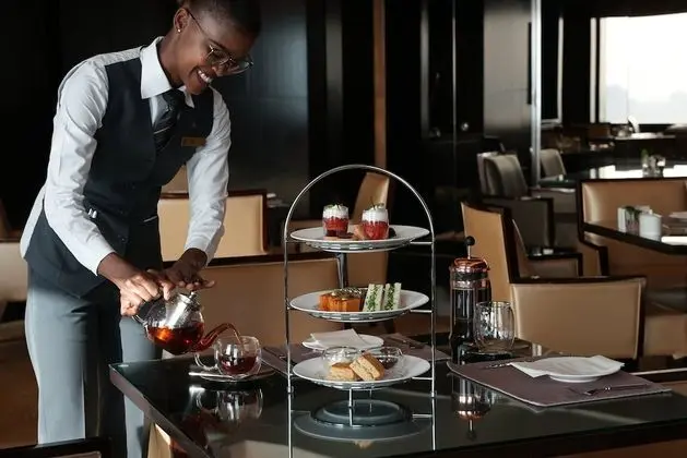 Signature Süit (Club Lounge Access Creek View)