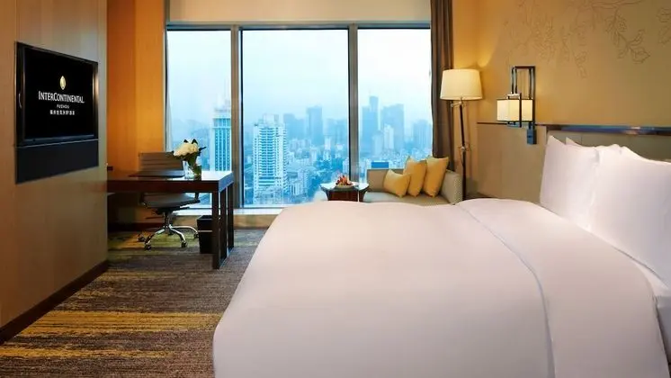Junior Süit, 1 En Büyük (King) Boy Yatak (Luxury Bath Club Lounge Access)