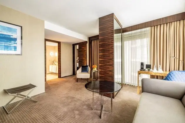 Junior Suite,Şehir Manzaralı,Jakuzili