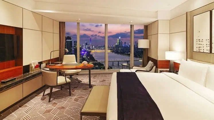 Junior Süit, 1 En Büyük (King) Boy Yatak (Canton Tower View)