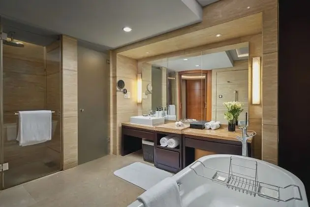 Premium Oda, 1 En Büyük (King) Boy Yatak