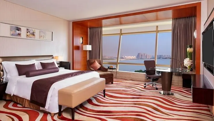 Premium Oda, 1 En Büyük (King) Boy Yatak, Nehir Manzaralı (Upgraded, Lounge Access)