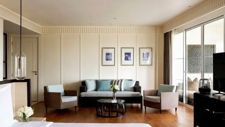 1 King Club Hua Hin Suite