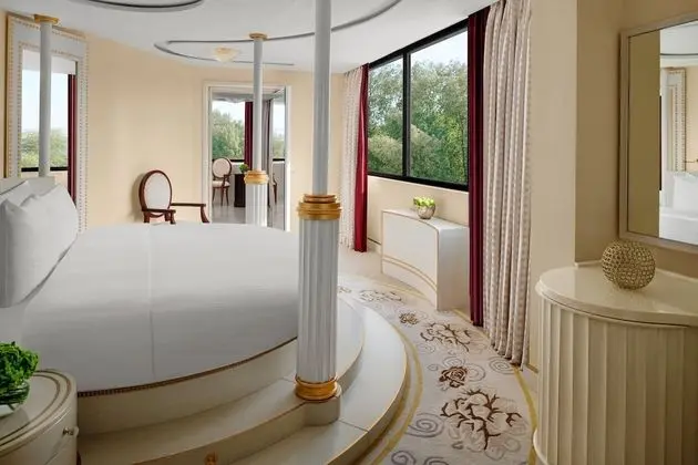 Royal Süit, 1 Tek Kişilik Yatak, Business Dinlenme Salonu Kullanımı (Dining Area)