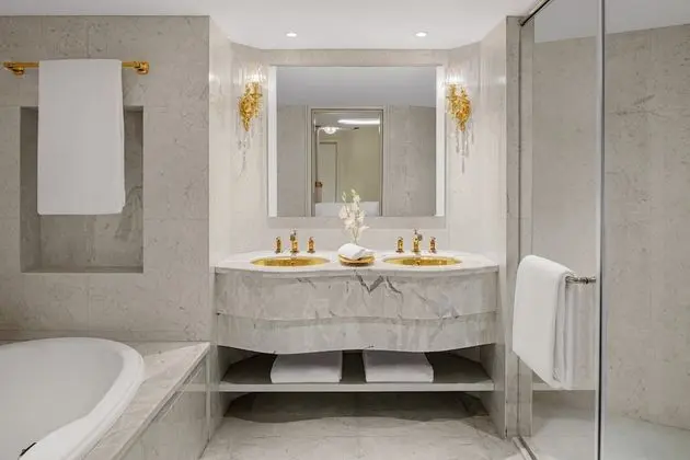 Royal Süit, 1 Tek Kişilik Yatak, Business Dinlenme Salonu Kullanımı (Dining Area)