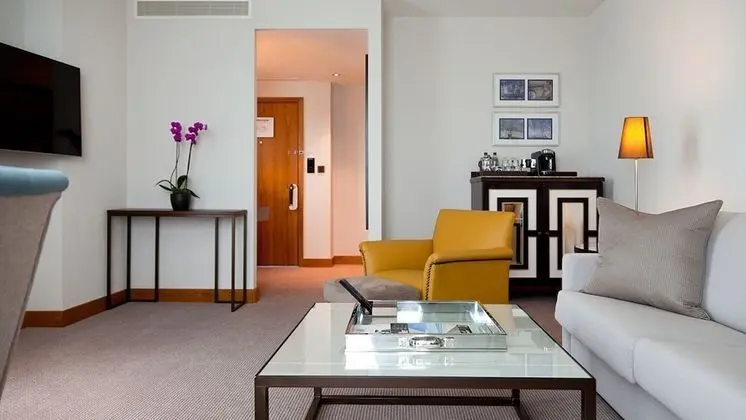 Süit, 1 Yatak Odası (High Floor)