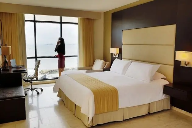 Premium Oda, 1 En Büyük (King) Boy Yatak, Okyanus Manzaralı (Club Lounge Access, High Floor)