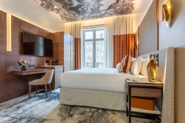 Premium Oda, 1 En Büyük (King) Boy Yatak, Balkon, Şehir Manzaralı