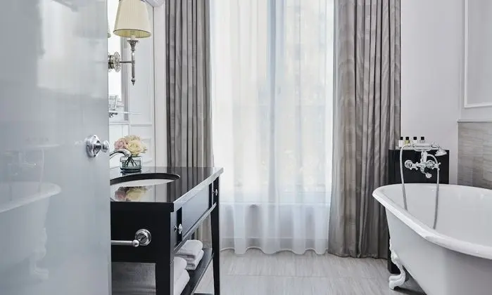 Junior Süit, 1 En Büyük (King) Boy Yatak, Balkon