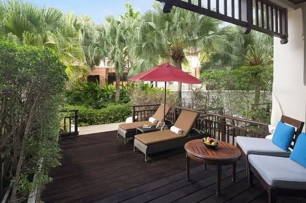 Premium Oda, 1 En Büyük (King) Boy Yatak, Engellilere Uygun, Teras (Garden View)