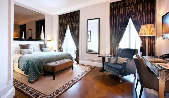 Classic Oda, 1 En Büyük (King) Boy Yatak, Şehir Manzaralı