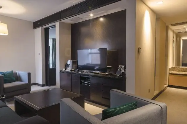 Junior Süit, 1 En Büyük (King) Boy Yatak, Şehir Manzaralı (High Floor)