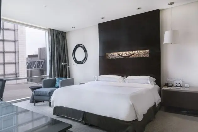 Junior Süit, 1 En Büyük (King) Boy Yatak, Şehir Manzaralı (High Floor)