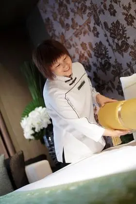 Classic Oda, 1 En Büyük (King) Boy Yatak, Business Dinlenme Salonu Kullanımı (High Floor)