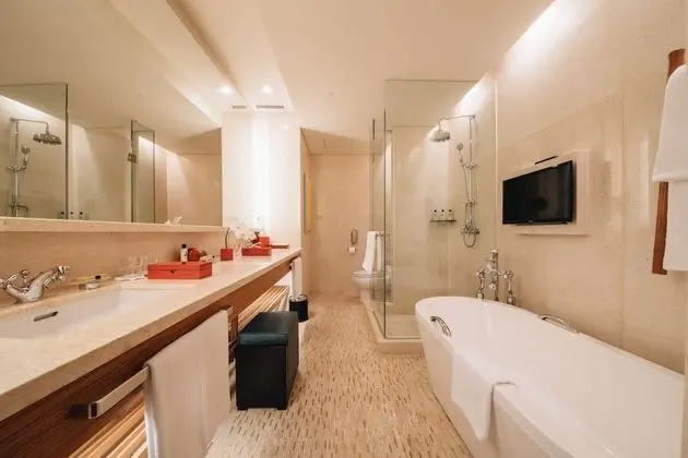 Club Süit, 1 Yatak Odası, Business Dinlenme Salonu Kullanımı