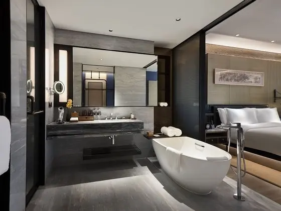 Deluxe Oda, 1 En Büyük (King) Boy Yatak, Balkon (Sapphire)