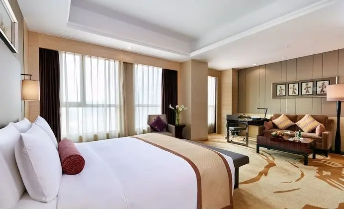 Classic Oda, 1 En Büyük (King) Boy Yatak, Business Dinlenme Salonu Kullanımı (Club Lounge Access)