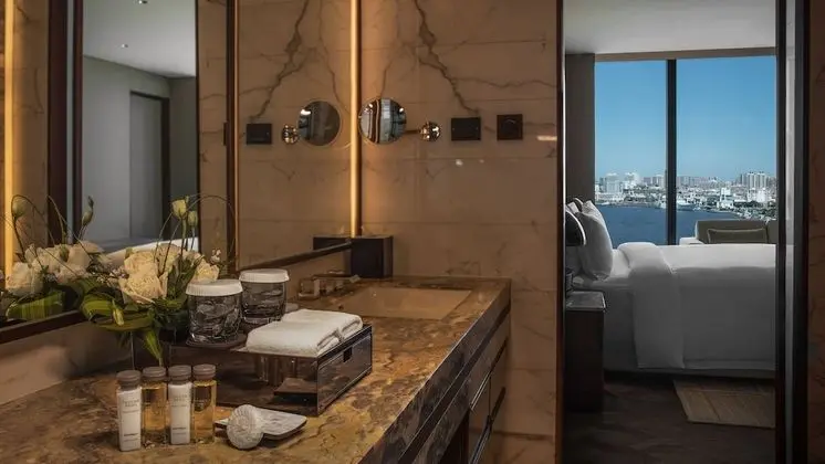 Premium Oda, 1 En Büyük (King) Boy Yatak, Nehir Manzaralı (Club Lounge Access)