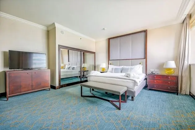 Junior Süit, 1 En Büyük (King) Boy Yatak (Low Floor)