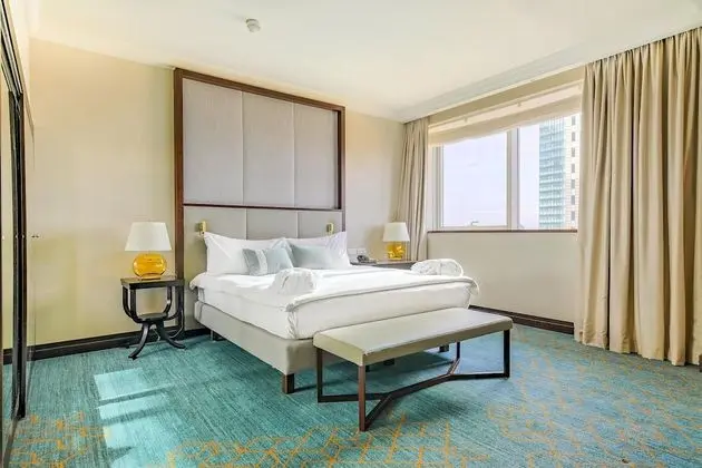 Junior Süit, 1 En Büyük (King) Boy Yatak (Low Floor)