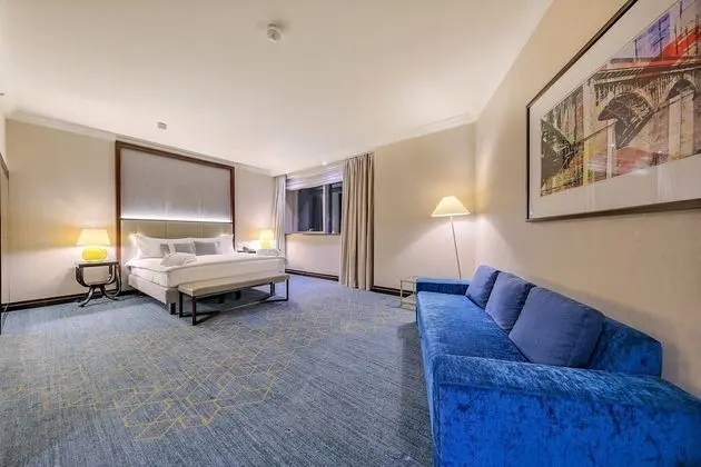 Junior Süit, 1 En Büyük (King) Boy Yatak (Low Floor)