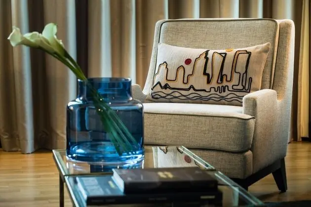 Junior Süit, 1 En Büyük (King) Boy Yatak (Low Floor)