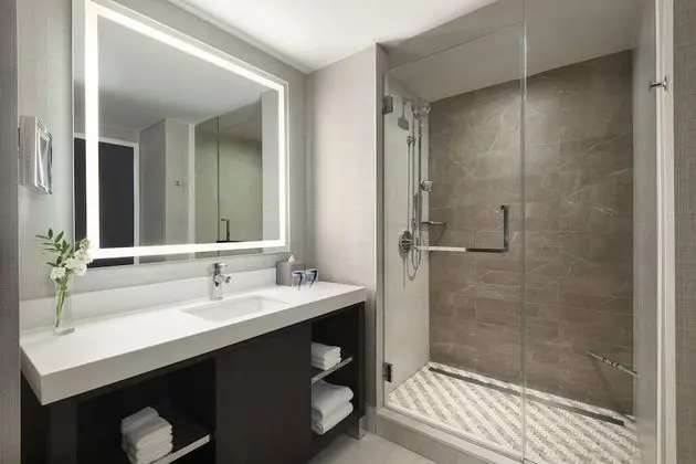 Premium Oda, 2 Büyük (Queen) Boy Yatak, Balkon (Wharf River View)