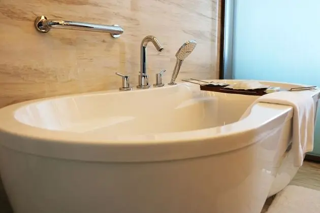 Premium Oda, 1 En Büyük (King) Boy Yatak, Deniz Manzaralı (Lounge Access)