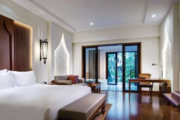 Premium Oda, 1 En Büyük (King) Boy Yatak, Balkon, Bahçe Manzaralı