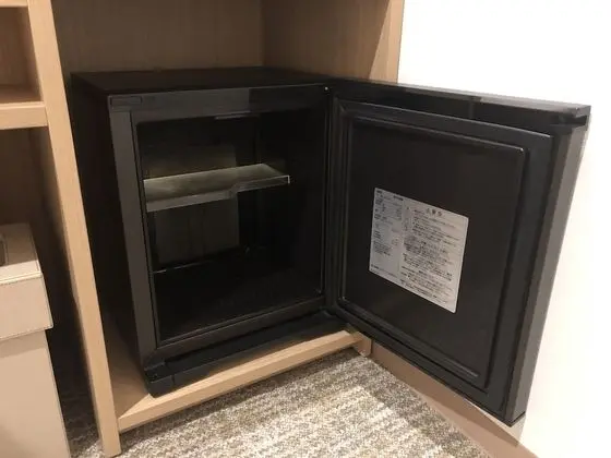 Standard Tek Kişilik Oda, Sigara İçilebilir