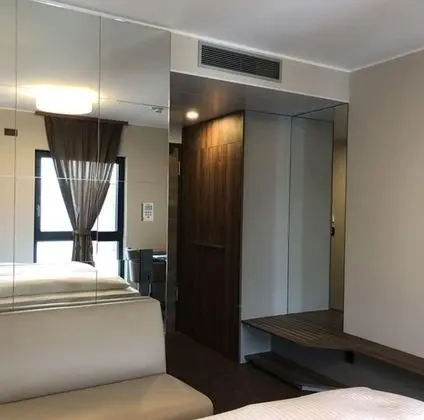 Comfort Tek Büyük Yataklı Oda